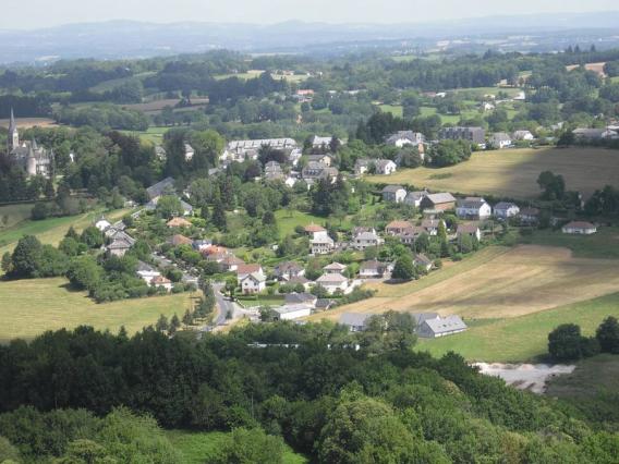 vue_aerienne_du_puy_pinson_seilhac